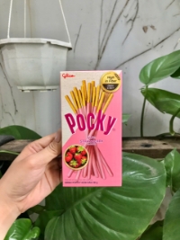 Bánh Que Pocky Kem Dâu Strawberry 
